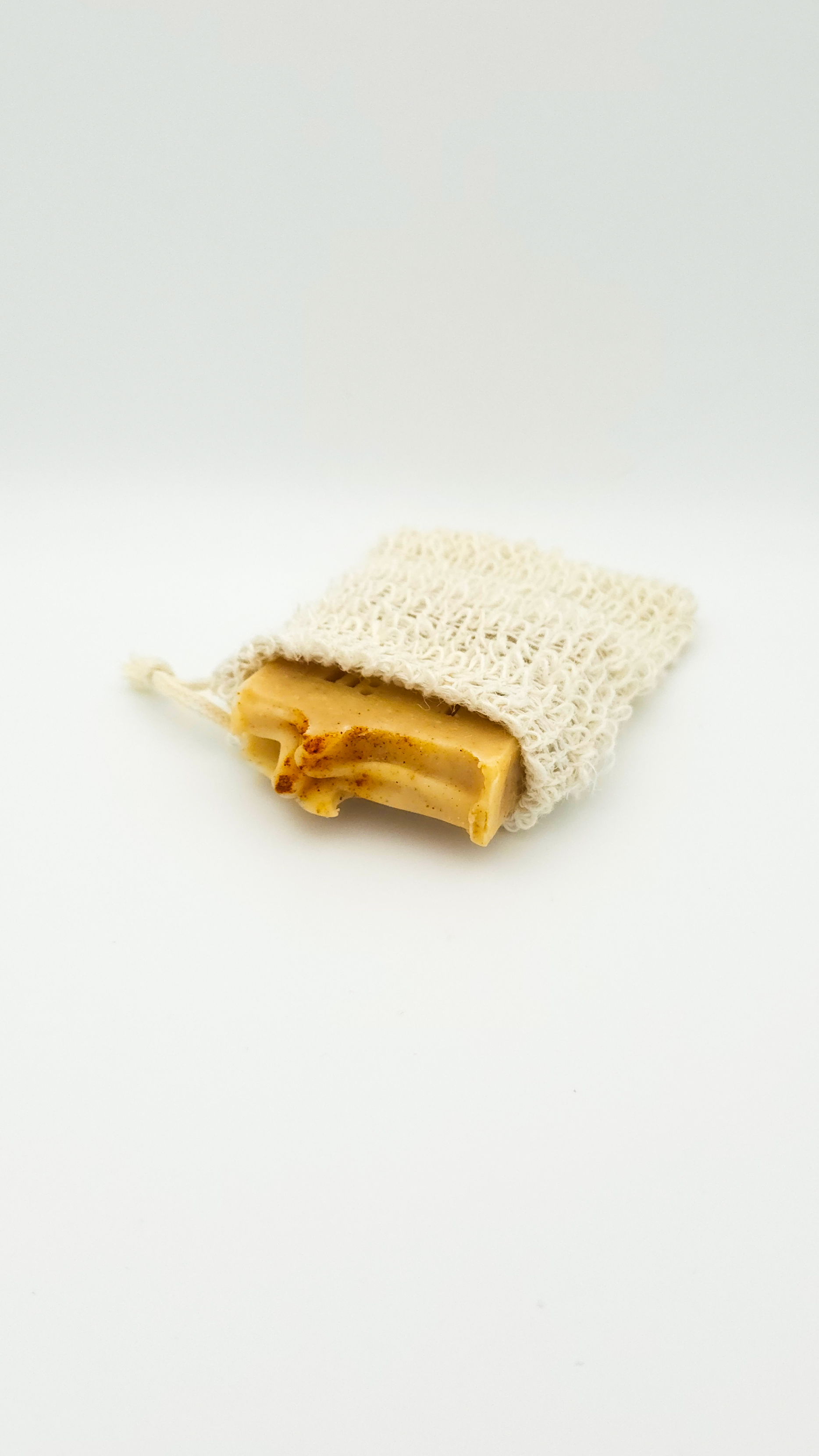 Natural exfoliating soap pouch made from sisal fiber by Latheray.